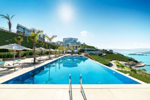 Propiedad comercial de 59 dormitorios en venta en Platja D'aro, Gerona, Cataluña, Spain № 1102