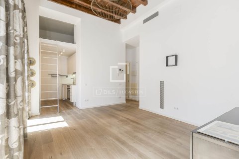 Купить квартиру в Барселона, Испания с 2 спальни, 75м², № 6653 - фото 16