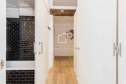 Купить квартиру в Барселона, Испания с 2 спальни, 75м², № 6653 - фото 6