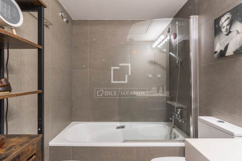 3 bedrooms apartment for sale in Barcelona, Catalonia, Spain № 6648 - photo 17
