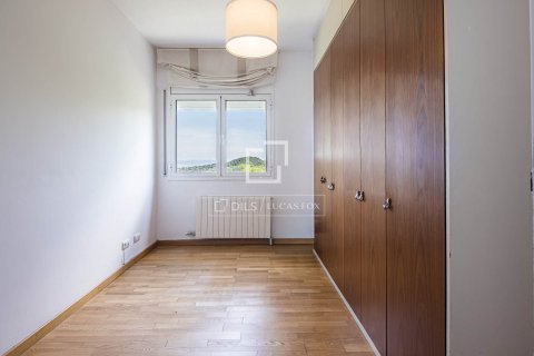 Villa de 6 dormitorios en venta en Sant Cugat del Vallès, Barcelona, Cataluña, Spain № 6651 - foto 30