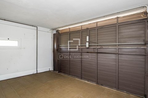 Villa de 6 dormitorios en venta en Sant Cugat del Vallès, Barcelona, Cataluña, Spain № 6651 - foto 16