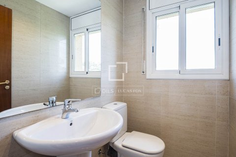 Villa de 6 dormitorios en venta en Sant Cugat del Vallès, Barcelona, Cataluña, Spain № 6651 - foto 8