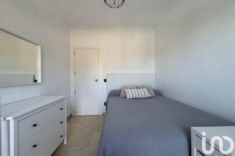 Сasa de 4 dormitorios en venta en Calella, Barcelona, Cataluña, Spain № 4798 - foto 21
