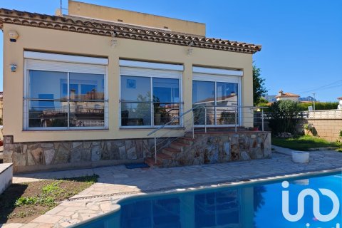 Сasa de 5 dormitorios en venta en Mont-roig del Camp, Tarragona, Cataluña, Spain № 4797