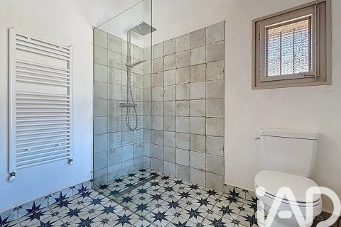 Villa de 4 dormitorios en venta en Llorenc Del Penedes, Tarragona, Cataluña, Spain № 7445 - foto 6