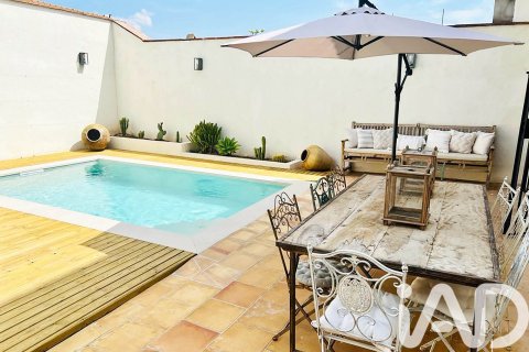 Villa de 4 dormitorios en venta en Llorenc Del Penedes, Tarragona, Cataluña, Spain № 7445 - foto 27