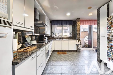 5 bedrooms apartment for sale in Igualada, Barcelona, Catalonia, Spain № 7442 - photo 17