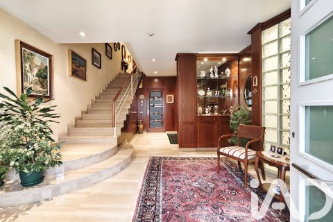 5 bedrooms apartment for sale in Igualada, Barcelona, Catalonia, Spain № 7442 - photo 30