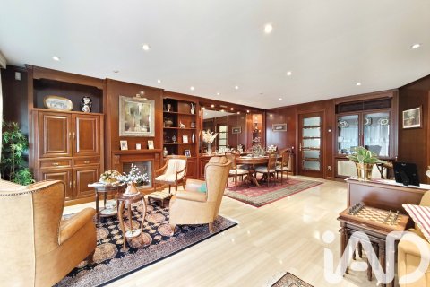 5 bedrooms apartment for sale in Igualada, Barcelona, Catalonia, Spain № 7442 - photo 19