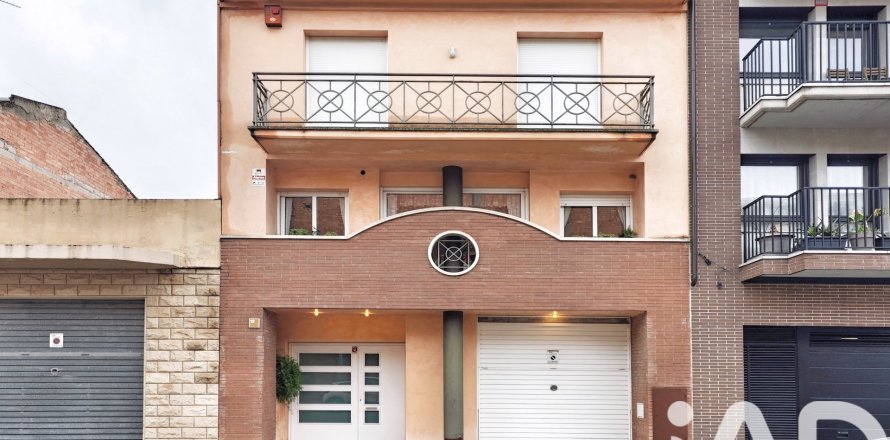 5 bedrooms apartment for sale in Igualada, Barcelona, Catalonia, Spain № 7442