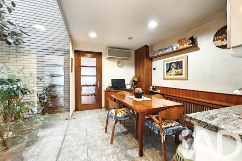 5 bedrooms apartment for sale in Igualada, Barcelona, Catalonia, Spain № 7442 - photo 16