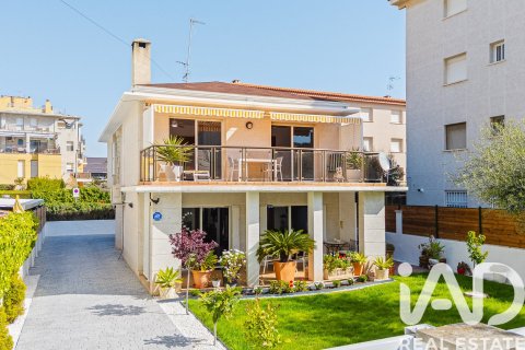 4 bedrooms house for sale in Cunit, Tarragona, Catalonia, Spain № 7444 - photo 30