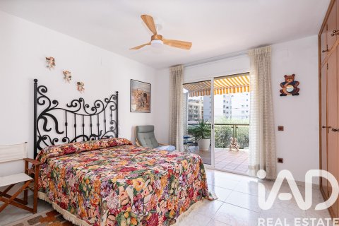 4 bedrooms house for sale in Cunit, Tarragona, Catalonia, Spain № 7444 - photo 9