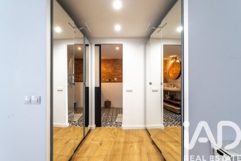 2 bedrooms penthouse for sale in Barcelona, Catalonia, Spain № 7440 - photo 7