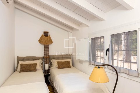 5 bedrooms villa for sale in Cabrera de Mar, Barcelona, Catalonia, Spain № 6352 - photo 4