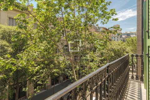 3 bedrooms apartment for sale in Barcelona, Catalonia, Spain № 6350 - photo 9