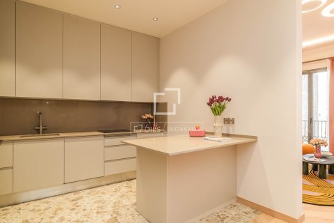 3 bedrooms apartment for sale in Barcelona, Catalonia, Spain № 6350 - photo 22