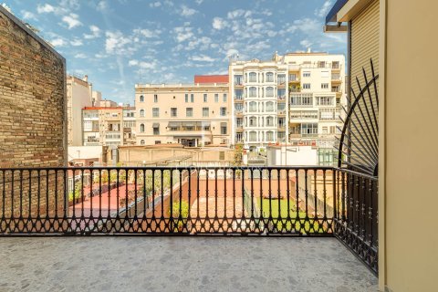3 bedrooms apartment for sale in Barcelona, Catalonia, Spain № 6350 - photo 27