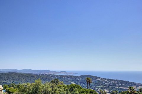 Сasa de 4 dormitorios en venta en Platja D'aro, Gerona, Cataluña, Spain № 7612 - foto 7