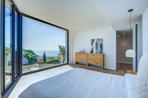 Сasa de 4 dormitorios en venta en Platja D'aro, Gerona, Cataluña, Spain № 7612 - foto 25