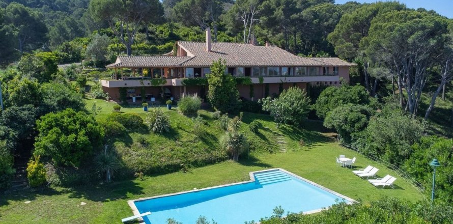 Сasa de 6 dormitorios en venta en Begur, Gerona, Cataluña, Spain № 7611