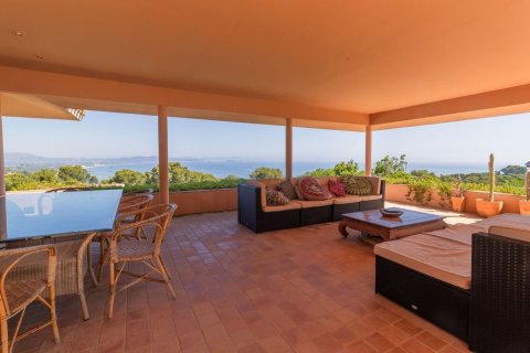 Сasa de 6 dormitorios en venta en Begur, Gerona, Cataluña, Spain № 7611 - foto 11
