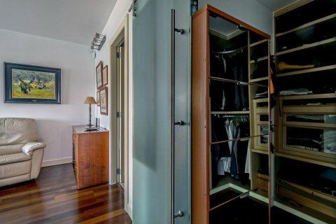 Apartamento de 3 dormitorios en venta en Barcelona, Cataluña, Spain № 7613 - foto 30