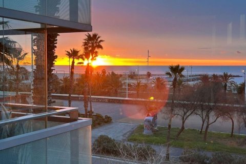 Apartamento de 3 dormitorios en venta en Barcelona, Cataluña, Spain № 7613 - foto 7