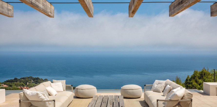 Сasa de 5 dormitorios en venta en Begur, Gerona, Cataluña, Spain № 7610