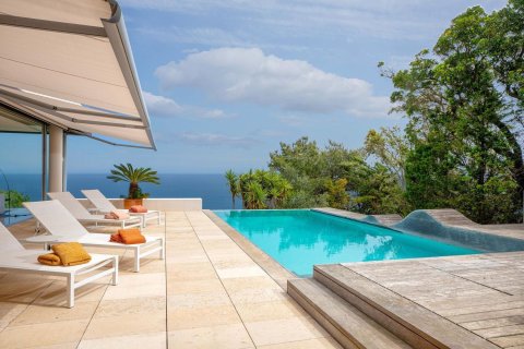 Сasa de 5 dormitorios en venta en Begur, Gerona, Cataluña, Spain № 7610 - foto 2
