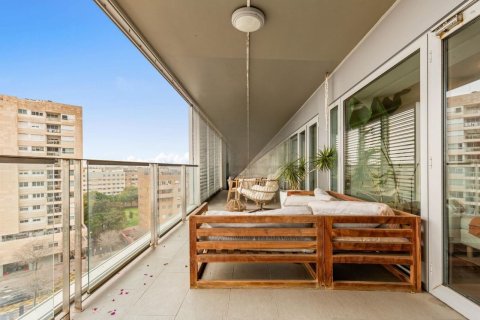 3 bedrooms apartment for sale in Barcelona, Catalonia, Spain № 7609 - photo 3