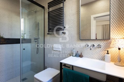 Dúplex de 3 dormitorios en venta en Barcelona, Cataluña, Spain № 5333 - foto 22