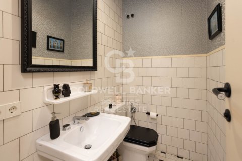 Dúplex de 3 dormitorios en venta en Barcelona, Cataluña, Spain № 5333 - foto 23