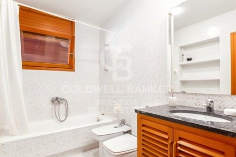 Сasa de 7 dormitorios en venta en Sant Andreu de Llavaneres, Barcelona, Cataluña, Spain № 5335 - foto 28