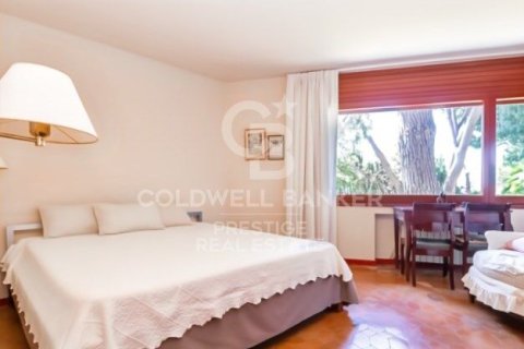 Сasa de 7 dormitorios en venta en Sant Andreu de Llavaneres, Barcelona, Cataluña, Spain № 5335 - foto 24
