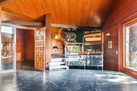 Сasa de 7 dormitorios en venta en Sant Andreu de Llavaneres, Barcelona, Cataluña, Spain № 5335 - foto 16