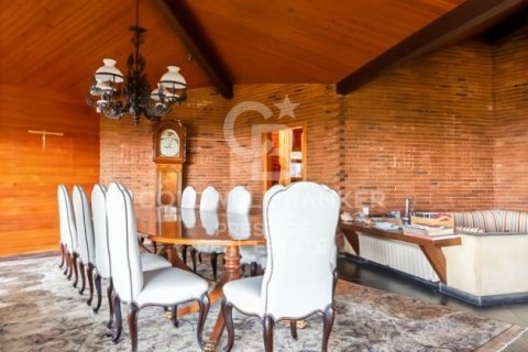 Сasa de 7 dormitorios en venta en Sant Andreu de Llavaneres, Barcelona, Cataluña, Spain № 5335 - foto 19