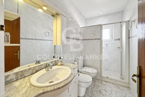Сasa de 3 dormitorios en venta en L'Escala, Gerona, Cataluña, Spain № 5467 - foto 11