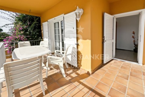 Сasa de 3 dormitorios en venta en L'Escala, Gerona, Cataluña, Spain № 5467 - foto 15
