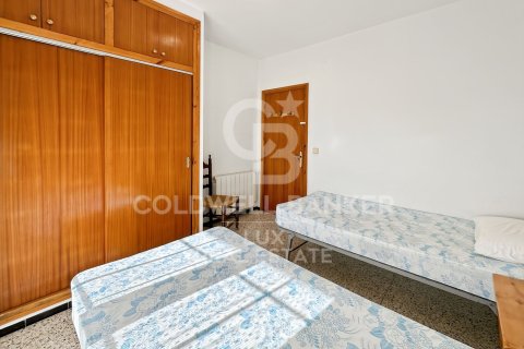 Сasa de 3 dormitorios en venta en L'Escala, Gerona, Cataluña, Spain № 5467 - foto 13