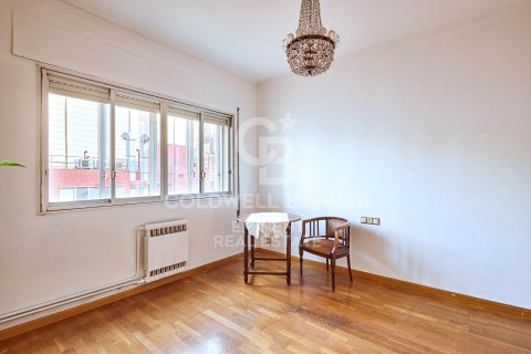 Купить квартиру в Барселона, Испания с 4 спальни, 180м², № 5468 - фото 17