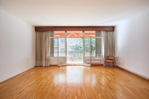 Купить квартиру в Барселона, Испания с 4 спальни, 180м², № 5468 - фото 3