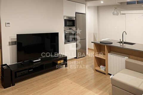 Apartamento de 2 dormitorios en venta en Barcelona, Cataluña, Spain № 5466 - foto 5