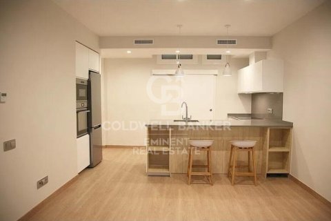 Apartamento de 2 dormitorios en venta en Barcelona, Cataluña, Spain № 5466