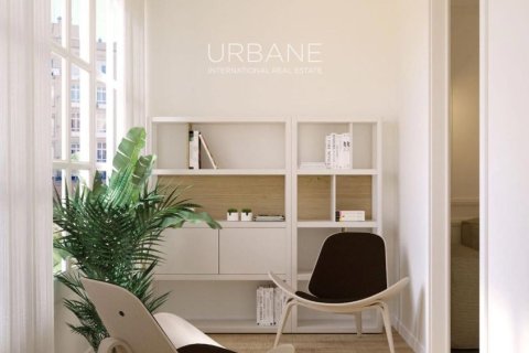 2 bedrooms apartment for sale in Eixample, Barcelona, Catalonia, Spain № 2660 - photo 8
