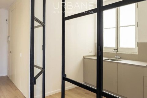 2 bedrooms apartment for sale in Eixample, Barcelona, Catalonia, Spain № 2660 - photo 20