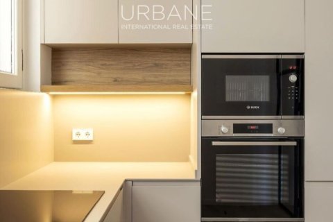2 bedrooms apartment for sale in Eixample, Barcelona, Catalonia, Spain № 2660 - photo 23