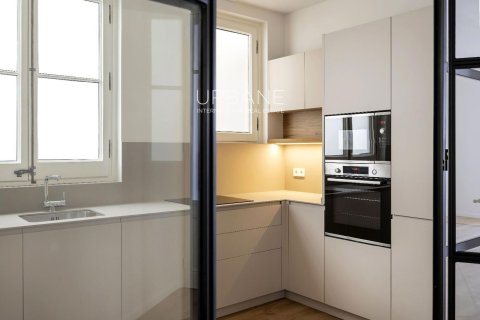 2 bedrooms apartment for sale in Eixample, Barcelona, Catalonia, Spain № 2660 - photo 22