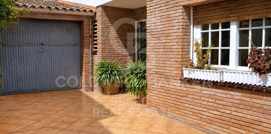 Сasa de 4 dormitorios en venta en Vilassar de Dalt, Barcelona, Cataluña, Spain № 7782